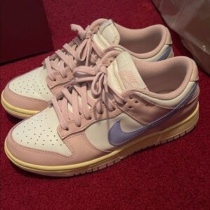Nike Women's Pastel Pink and Lavender Sneakers size 8. Pre-loved.